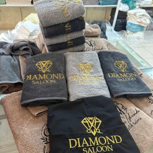 Logolu Kuaför & Berber Havlusu – Nakışlı ve Baskılı Seçenekler, Toptan Fiyatlarla